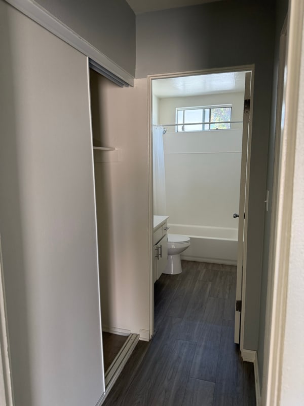 Photo - 8834 Topanga Canyon Blvd Unidad 29