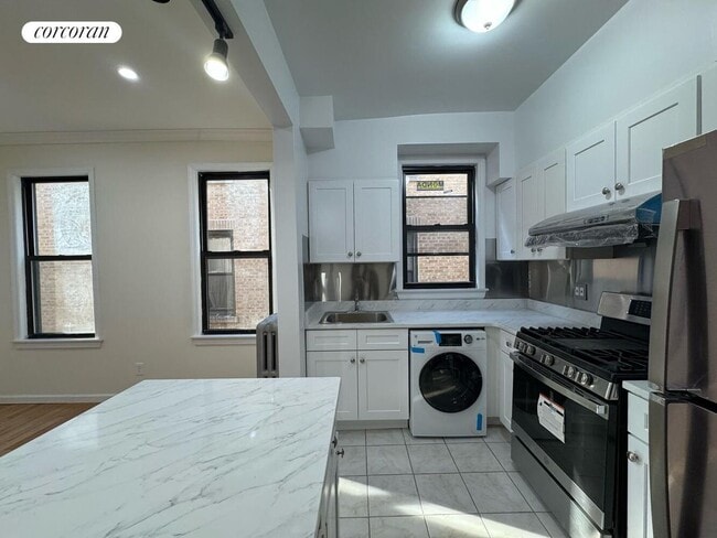 Photo - 51-17 Skillman Ave