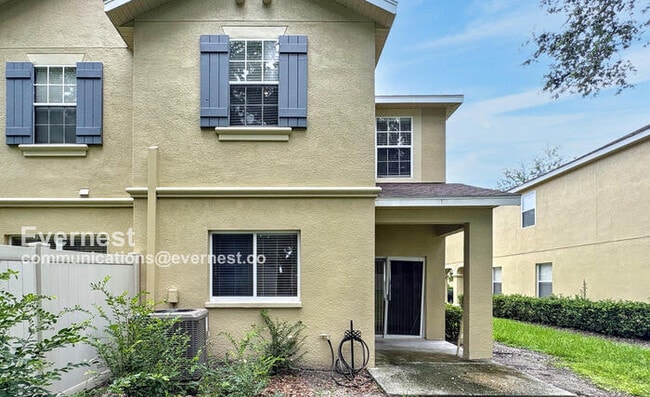 Building Photo - 10545 Shady Falls Ct Rental