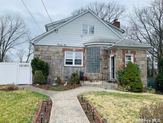 Photo - 21 Sunset Ave