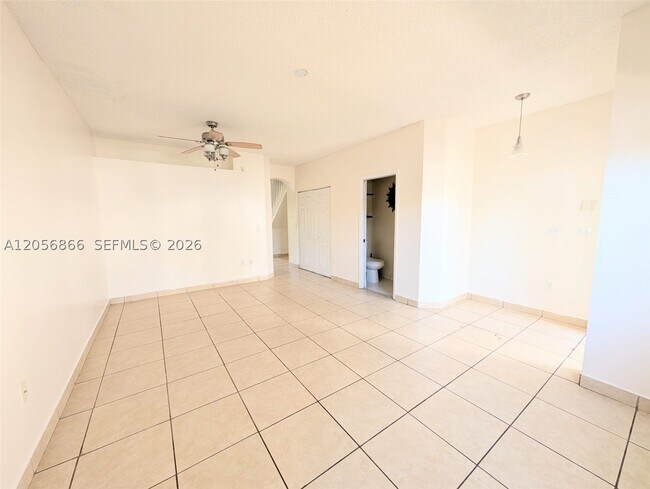 2320 SE 23rd Ave