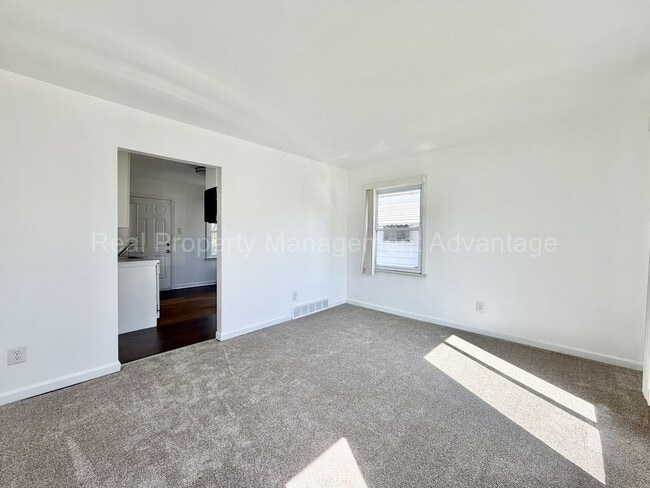 Photo - Meticulously Maintained 2 Bedroom Ranch with Large Backyard!