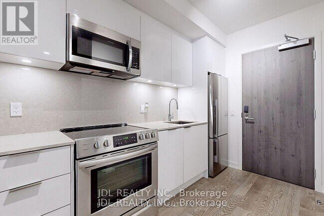 Photo - 25 Richmond St E Unit 408