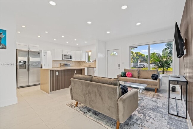 Building Photo - ARCH CREEK ESTS Rental