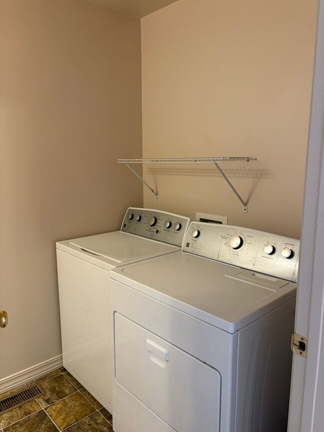 Photo - 3301 Laredo Dr Unit 1