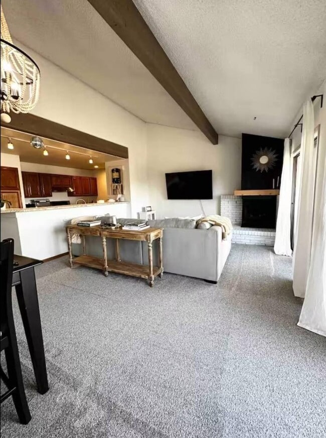 Photo - 385 Explorer Ct