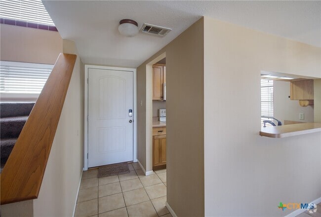 Building Photo - 1101 Parkview Dr Unit B15 Rental
