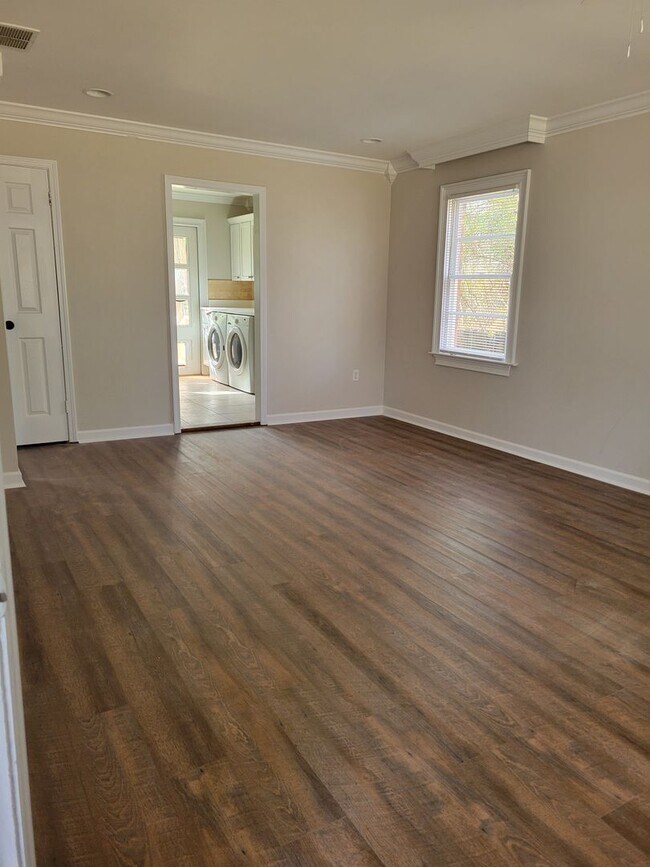 Photo - Newly renovated 2 bedroom 1 bath duplex!