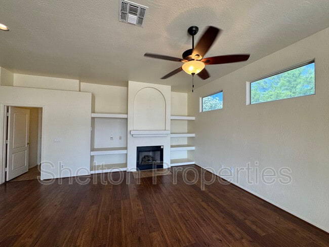 Photo - 19231 N Coyote Lakes Pkwy