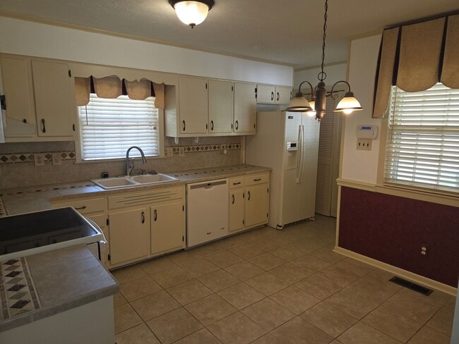 Photo - 1503 Palmer Dr