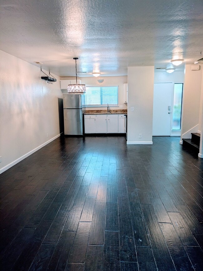 Photo - TOWNHOME WITH BONUS LOFT, IN-UNIT LAUNDRY, WATER AND GARBAGE INCLUDED Unit #25