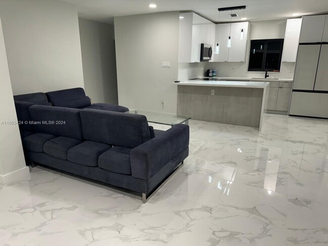 Photo - 1608 Rodman St