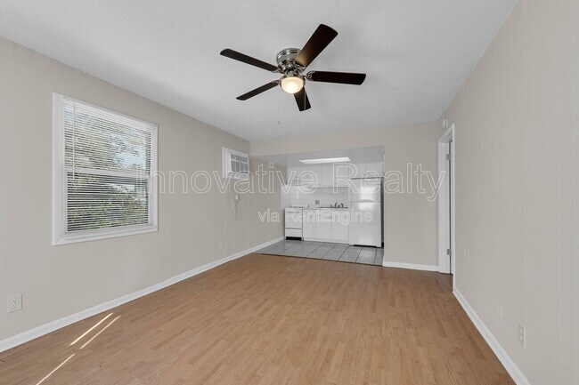 Building Photo - 5113 Curry Ford Rd Unit 3
