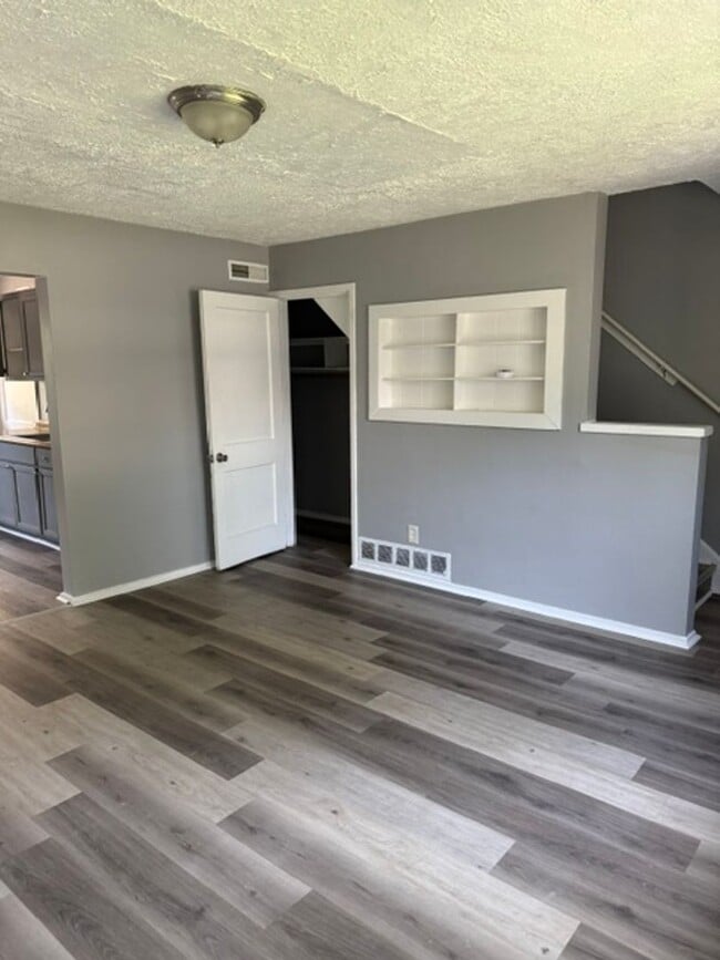Photo - 908 N Central Dr Unit 908 N Central Dr