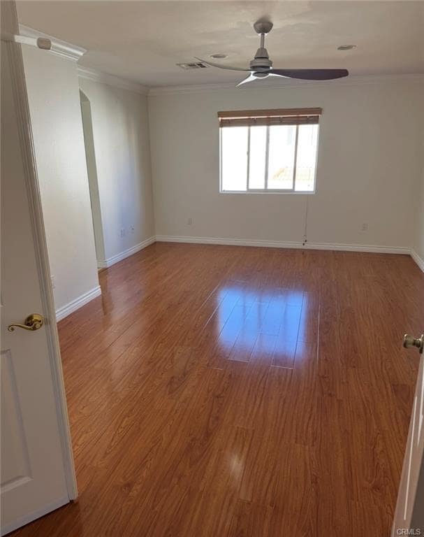 Photo - 10007 White Oak Ave