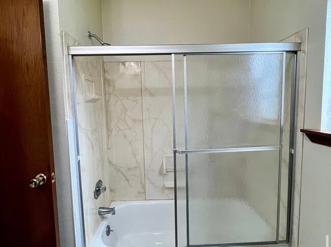 Photo - 1322 Grape Ave