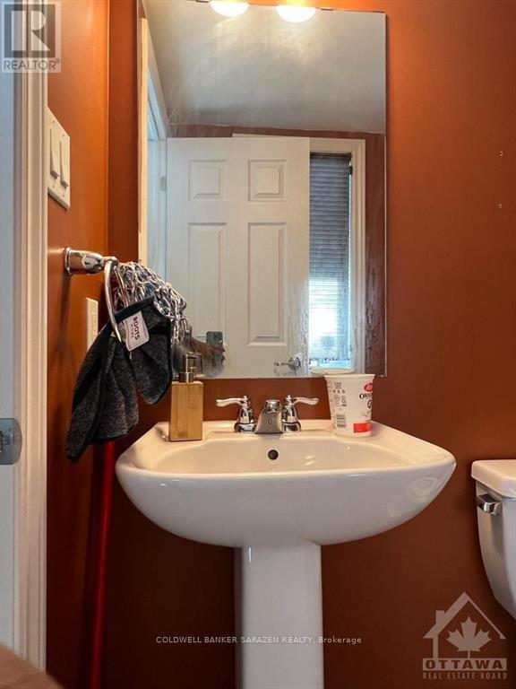 Photo - 108 Buffalograss Cres