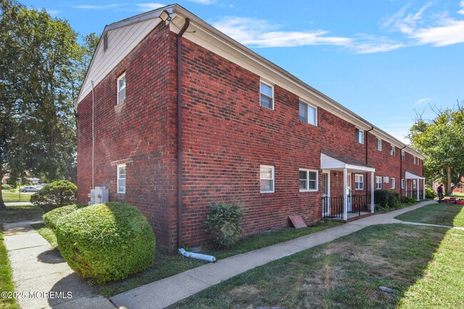 Photo - 12 Laurel Pl