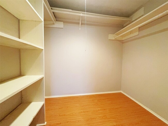 Building Photo - 12633 Memorial Dr Unit 74