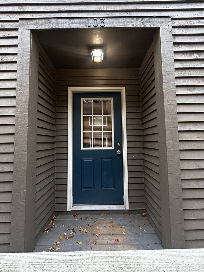 Photo - 2 Bedroom 2.5 Bathroom Condo close to Down...