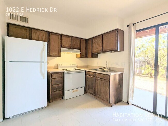 Photo - 1022 E Hedrick Dr