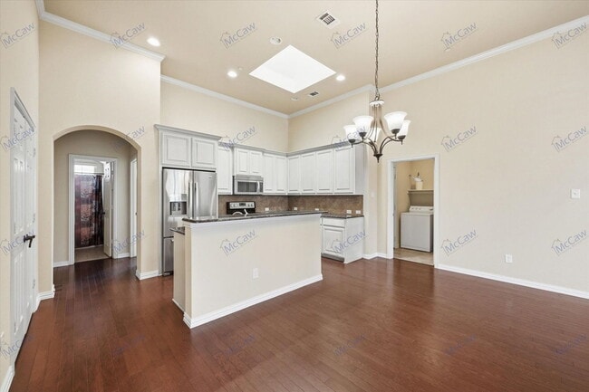 Photo - 5629 Hummingbird Ln