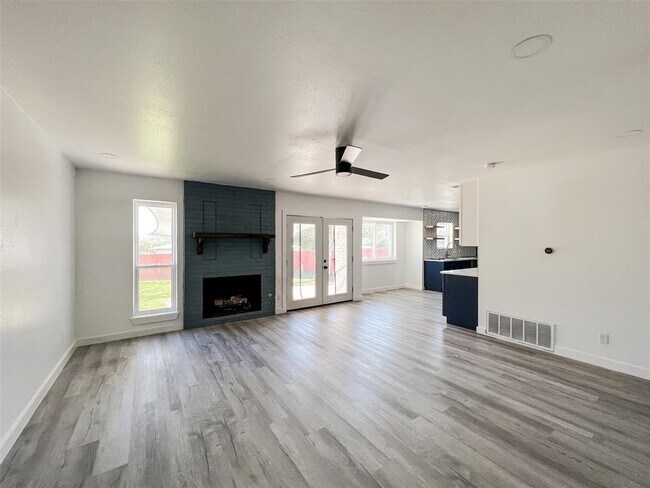 Photo - 6203 London Dr