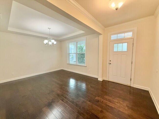 Photo - 2013 Ernesto Ln