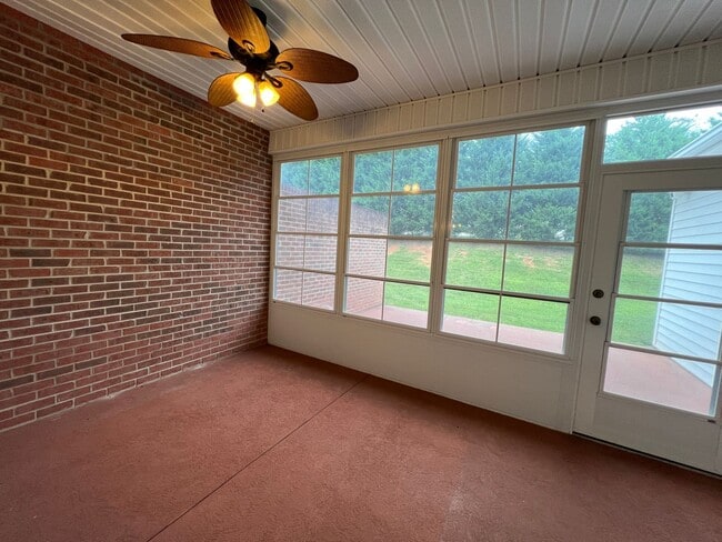 Photo - 1930 Scarlett Meadows Dr