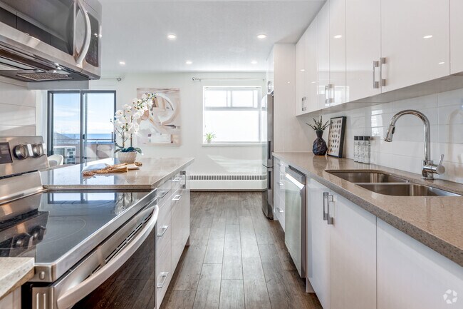 2 chambres, 1 salle de bain - 98 m² - Cuisine - Marine Square East