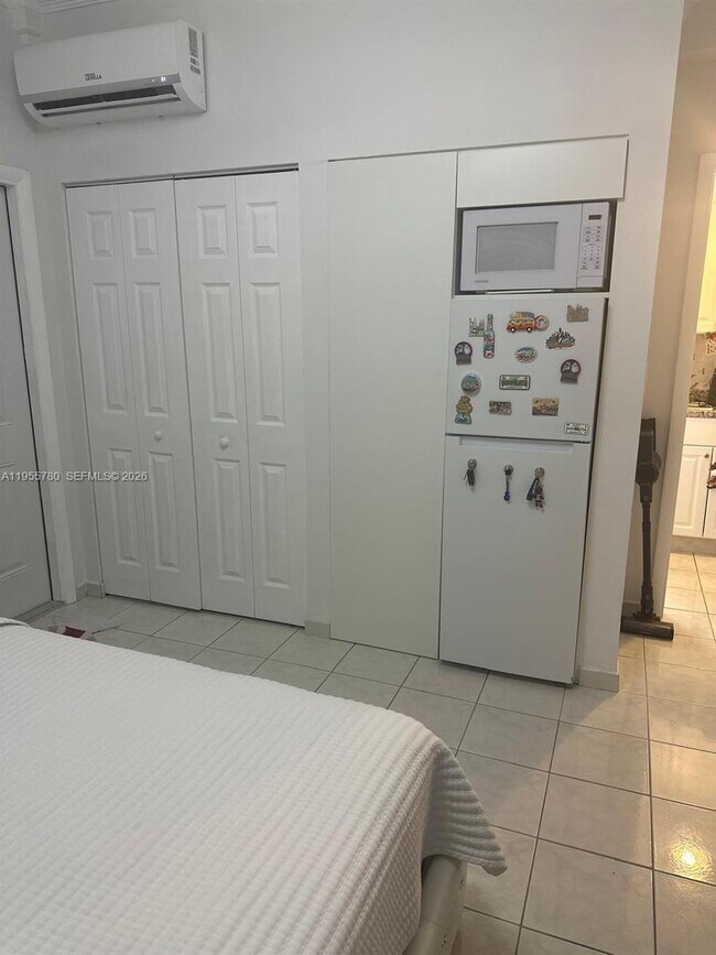 Photo - 12285 SW 10th Terrace Unit 33DI