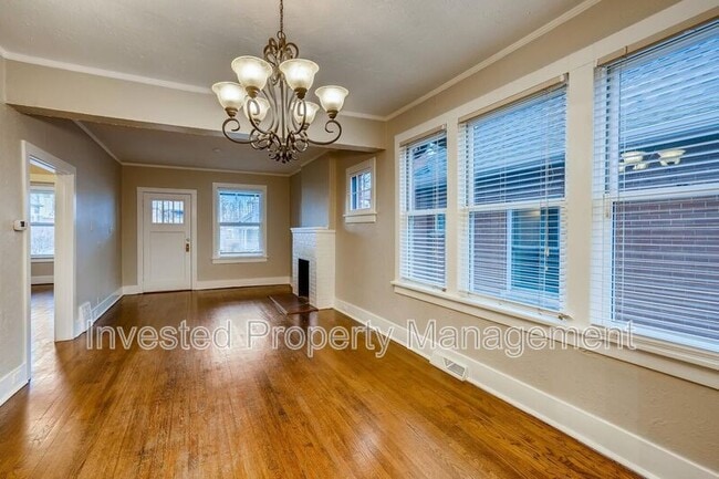 Photo - 964 S Washington St