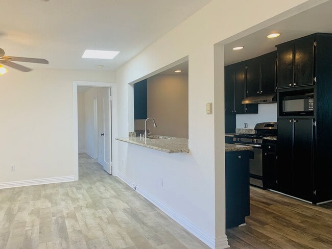 Photo - BEAUTIFUL 4 BEDROOM, 2 BATH SINGLE STORY HOME