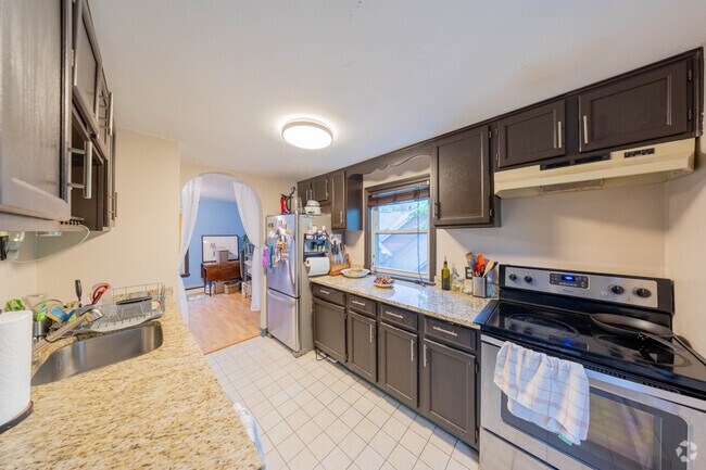 Building Photo - 11 Beecher Ter Unit 2 Rental