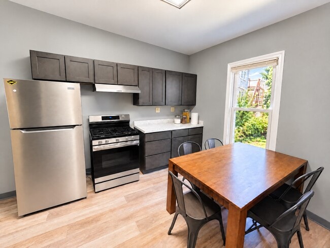 5 Walnut St Unit Main