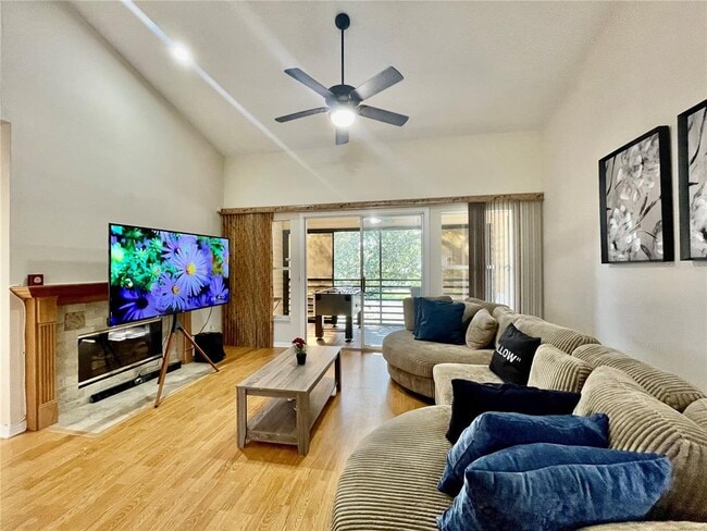 Photo - 2960 Cottage Grove Ct Unidad GE