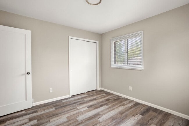Photo - 108 Irene St Unit Upper