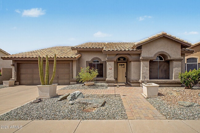 1220 E Briarwood Terrace