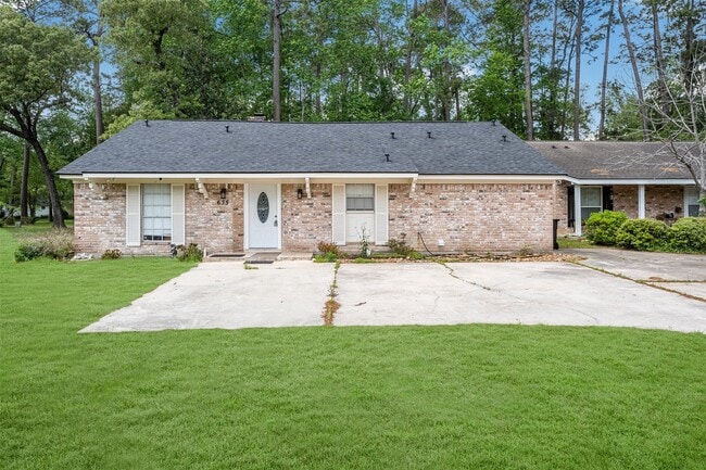 Photo - 635 Chapel Hill Dr