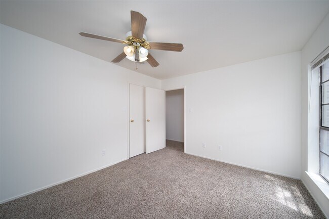 Photo - 9707 Richmond Ave.