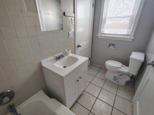 Photo - 2516 Lawndale Ave