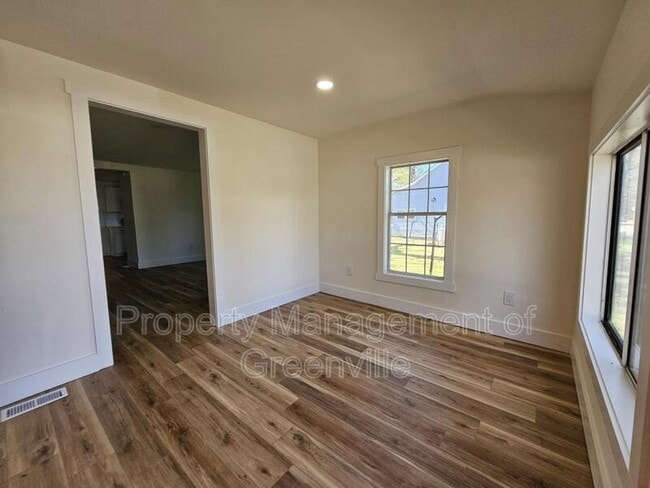 Photo - 20 State Rd S-42-2453