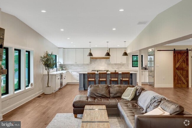Building Photo - 10904 Belgravia Ct Rental