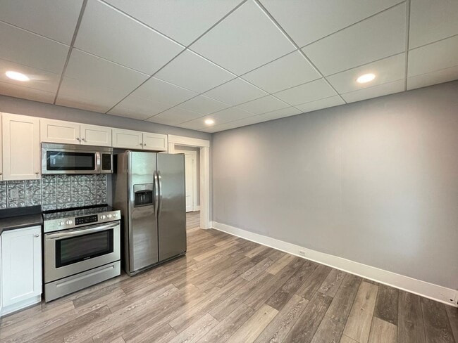 37 Salmon St Unit 2
