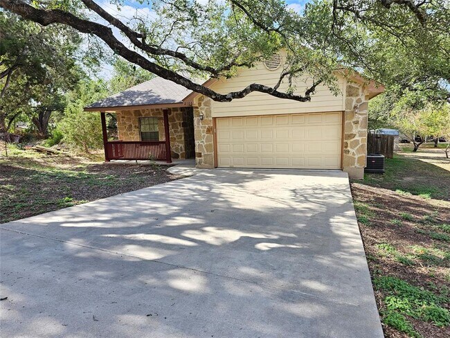 Photo - 2106 Red Fox Rd