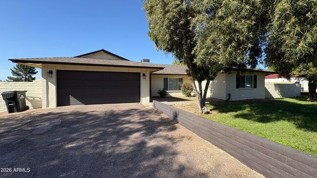 Photo - 4422 W Greenway Rd