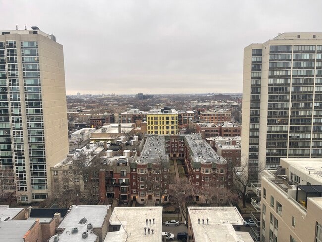 Photo - 2740 N Pine Grove Ave