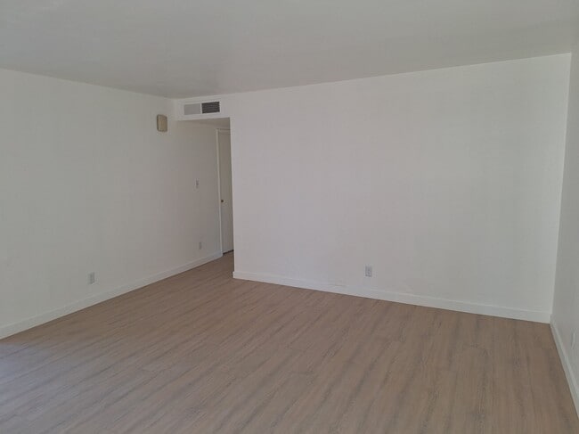 Photo - 110 Ponce De Leon Ave