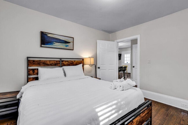 Photo - 820 Parkwood Ave Unit ID1269089P