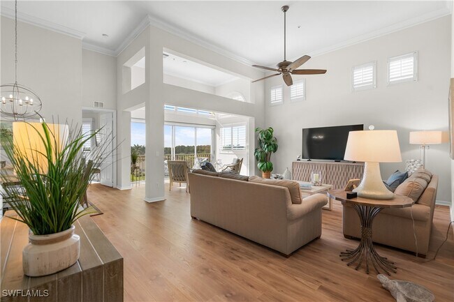 Photo - 1540 Clermont Dr Unidad F403